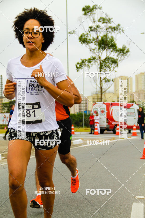 Buy your photos of the eventSANTANDER TRACK&FIELD RUN SERIES Mogi Shopping on Fotop