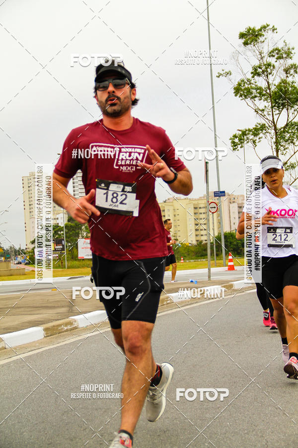Buy your photos of the eventSANTANDER TRACK&FIELD RUN SERIES Mogi Shopping on Fotop