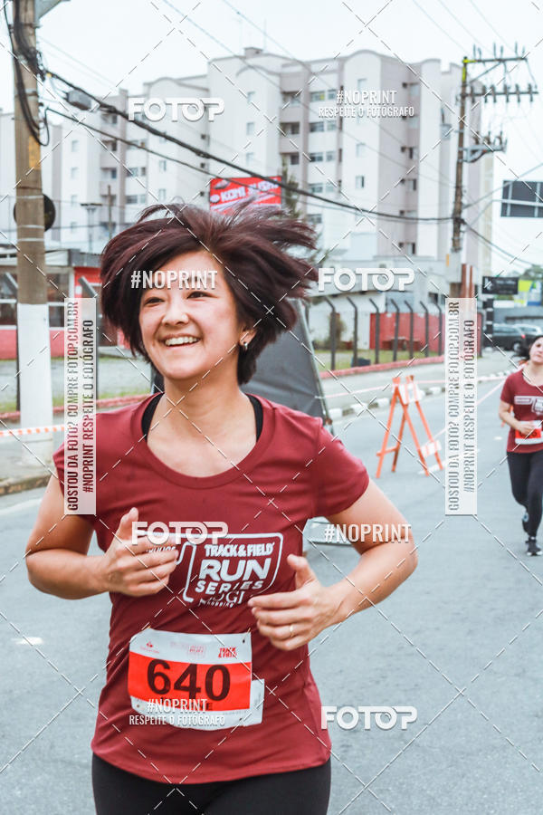 Buy your photos of the eventSANTANDER TRACK&FIELD RUN SERIES Mogi Shopping on Fotop