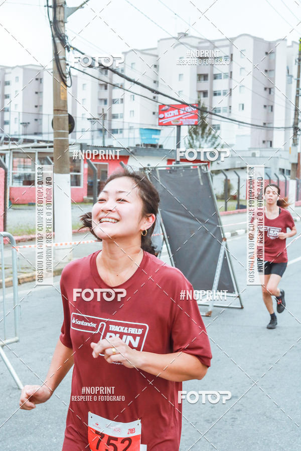Buy your photos of the eventSANTANDER TRACK&FIELD RUN SERIES Mogi Shopping on Fotop