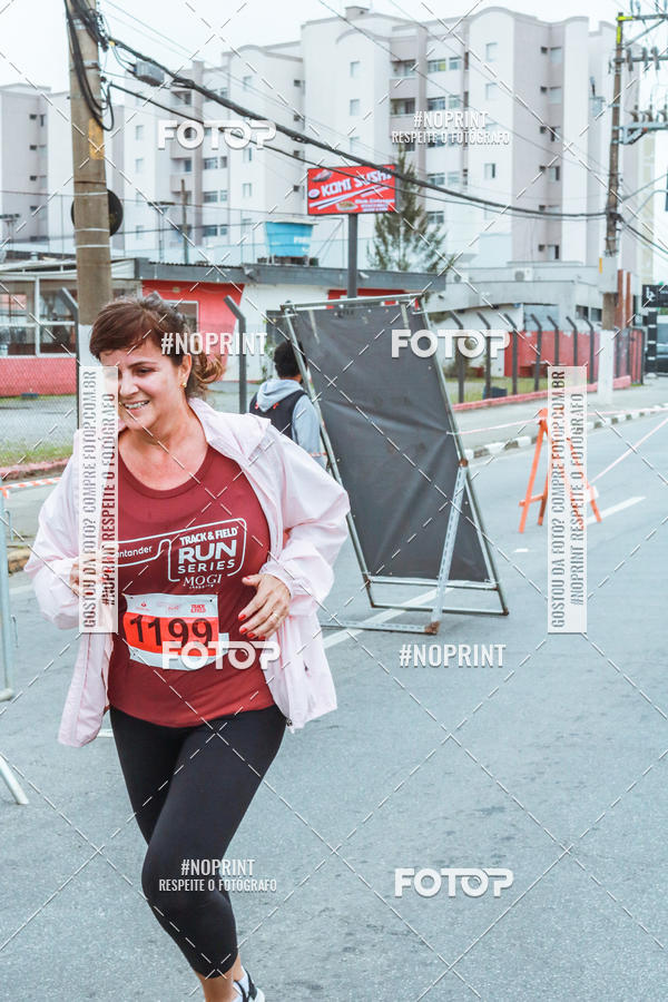 Buy your photos of the eventSANTANDER TRACK&FIELD RUN SERIES Mogi Shopping on Fotop