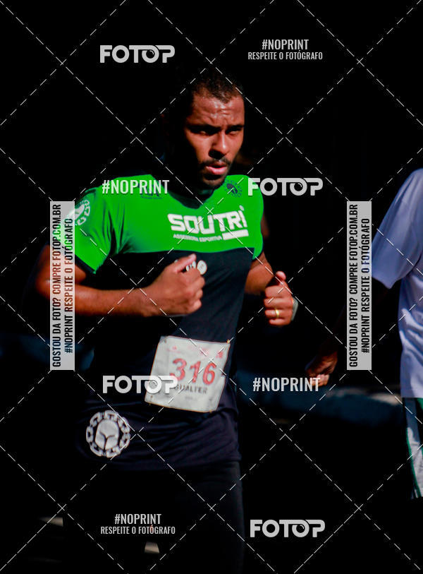 Buy your photos of the eventSANTANDER TRACK&FIELD RUN SERIES Boulevard Shopping BH on Fotop