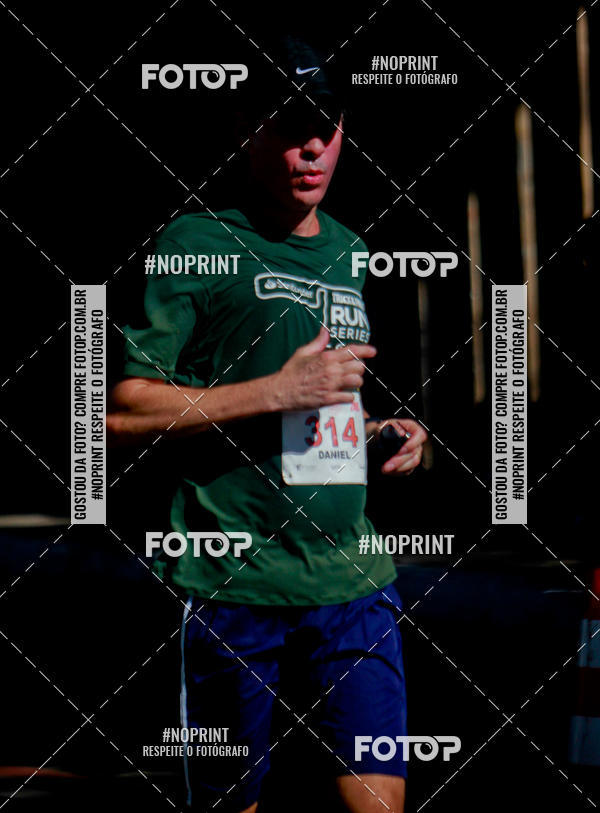 Buy your photos of the eventSANTANDER TRACK&FIELD RUN SERIES Boulevard Shopping BH on Fotop