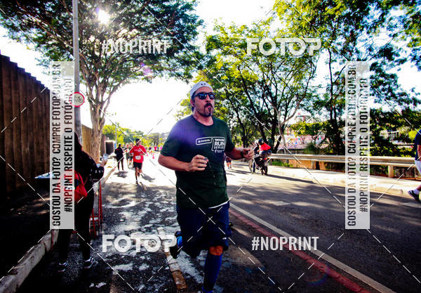 Buy your photos of the eventSANTANDER TRACK&FIELD RUN SERIES Boulevard Shopping BH on Fotop