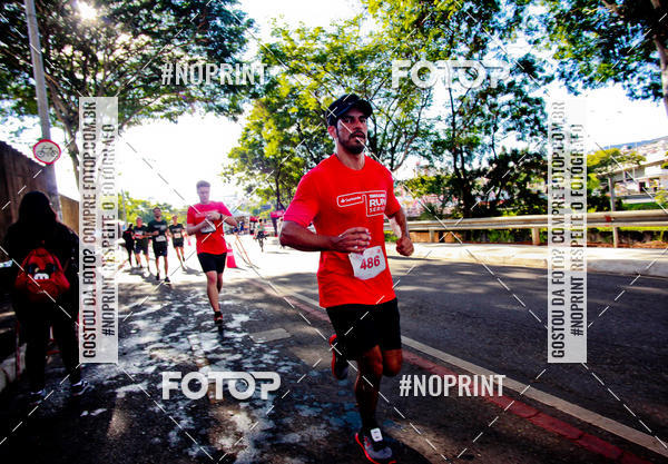 Buy your photos of the eventSANTANDER TRACK&FIELD RUN SERIES Boulevard Shopping BH on Fotop