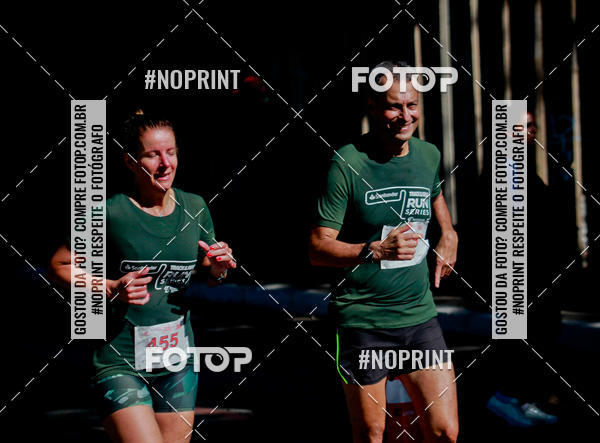 Buy your photos of the eventSANTANDER TRACK&FIELD RUN SERIES Boulevard Shopping BH on Fotop