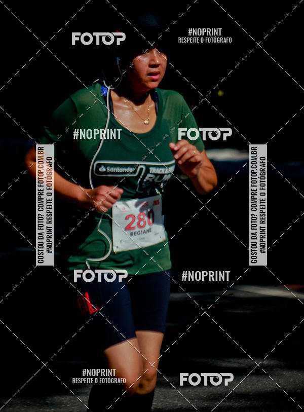 Buy your photos of the eventSANTANDER TRACK&FIELD RUN SERIES Boulevard Shopping BH on Fotop