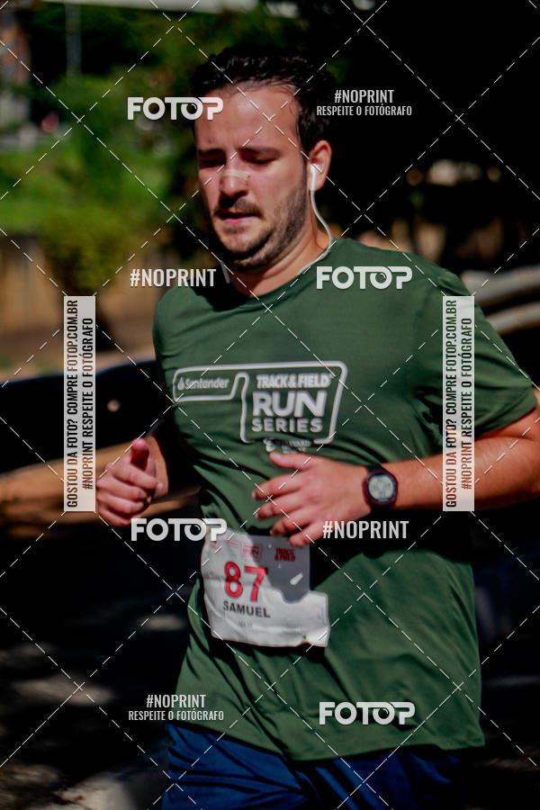 Buy your photos of the eventSANTANDER TRACK&FIELD RUN SERIES Boulevard Shopping BH on Fotop