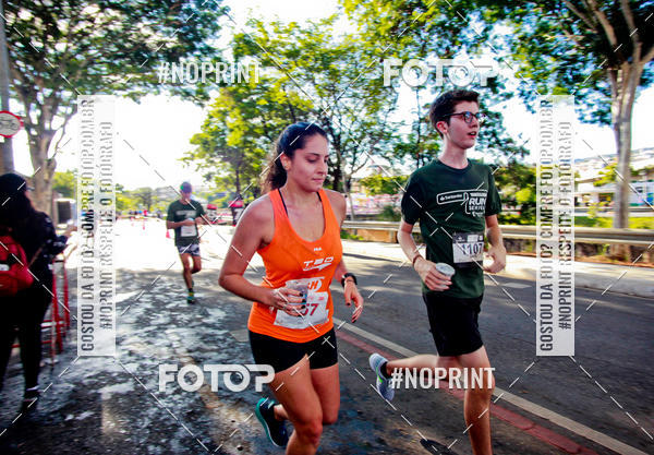 Buy your photos of the eventSANTANDER TRACK&FIELD RUN SERIES Boulevard Shopping BH on Fotop