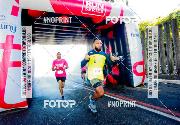 Buy your photos of the eventSANTANDER TRACK&FIELD RUN SERIES Boulevard Shopping BH on Fotop