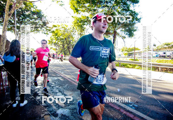 Buy your photos of the eventSANTANDER TRACK&FIELD RUN SERIES Boulevard Shopping BH on Fotop