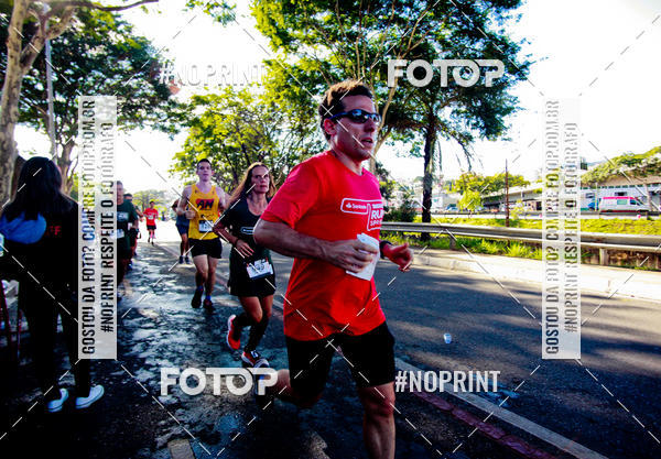 Buy your photos of the eventSANTANDER TRACK&FIELD RUN SERIES Boulevard Shopping BH on Fotop