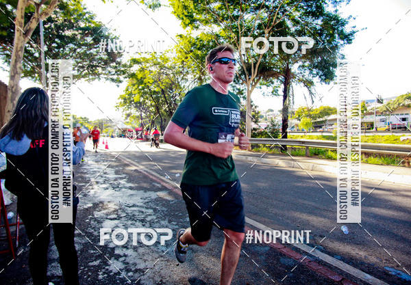 Buy your photos of the eventSANTANDER TRACK&FIELD RUN SERIES Boulevard Shopping BH on Fotop