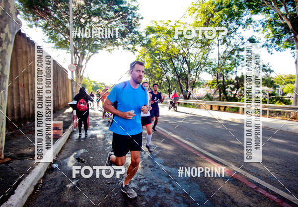 Buy your photos of the eventSANTANDER TRACK&FIELD RUN SERIES Boulevard Shopping BH on Fotop