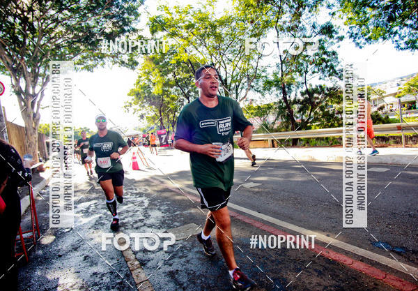 Buy your photos of the eventSANTANDER TRACK&FIELD RUN SERIES Boulevard Shopping BH on Fotop