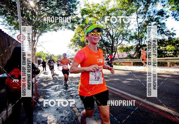 Buy your photos of the eventSANTANDER TRACK&FIELD RUN SERIES Boulevard Shopping BH on Fotop
