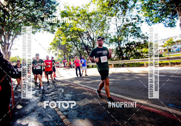 Buy your photos of the eventSANTANDER TRACK&FIELD RUN SERIES Boulevard Shopping BH on Fotop