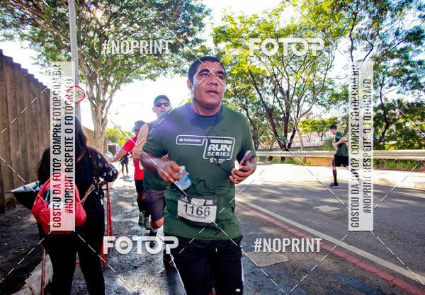Buy your photos of the eventSANTANDER TRACK&FIELD RUN SERIES Boulevard Shopping BH on Fotop