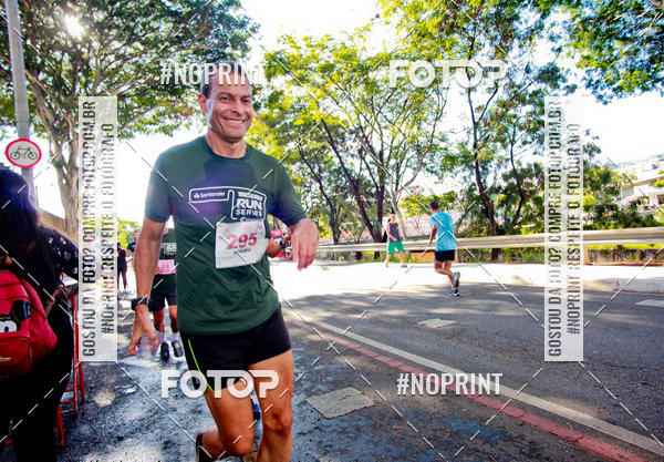 Buy your photos of the eventSANTANDER TRACK&FIELD RUN SERIES Boulevard Shopping BH on Fotop