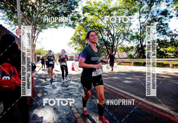 Buy your photos of the eventSANTANDER TRACK&FIELD RUN SERIES Boulevard Shopping BH on Fotop