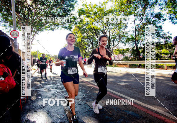 Buy your photos of the eventSANTANDER TRACK&FIELD RUN SERIES Boulevard Shopping BH on Fotop