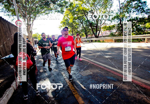 Buy your photos of the eventSANTANDER TRACK&FIELD RUN SERIES Boulevard Shopping BH on Fotop