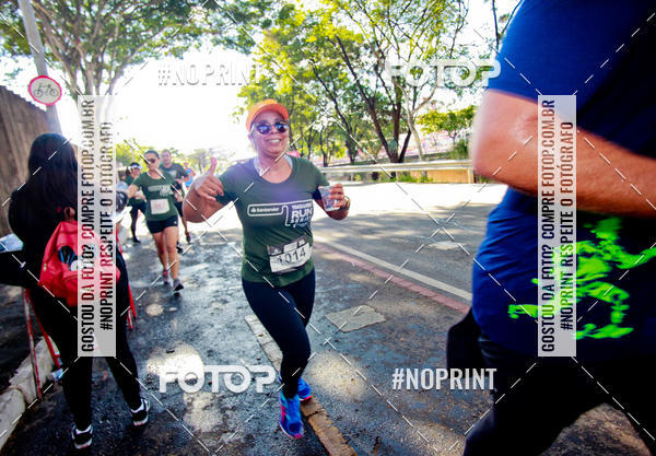 Buy your photos of the eventSANTANDER TRACK&FIELD RUN SERIES Boulevard Shopping BH on Fotop