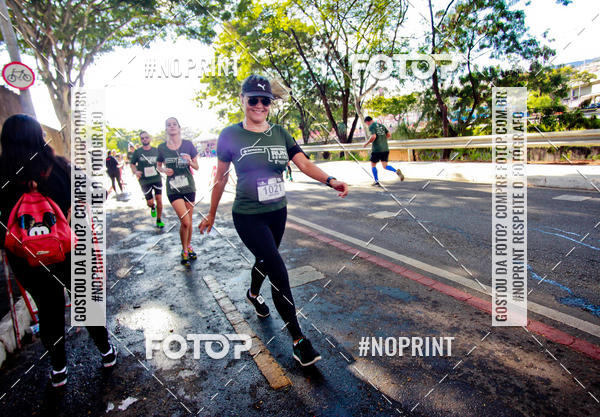 Buy your photos of the eventSANTANDER TRACK&FIELD RUN SERIES Boulevard Shopping BH on Fotop
