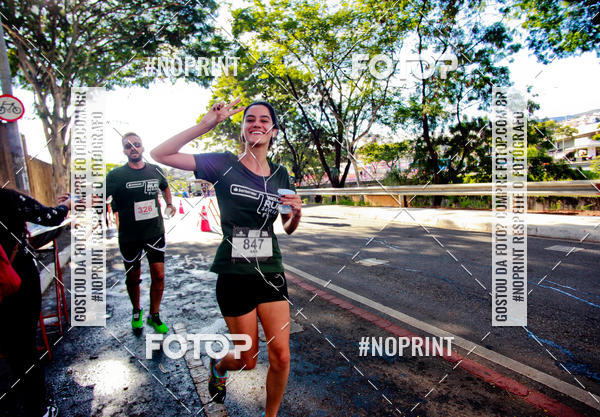 Buy your photos of the eventSANTANDER TRACK&FIELD RUN SERIES Boulevard Shopping BH on Fotop