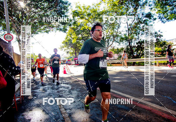 Buy your photos of the eventSANTANDER TRACK&FIELD RUN SERIES Boulevard Shopping BH on Fotop