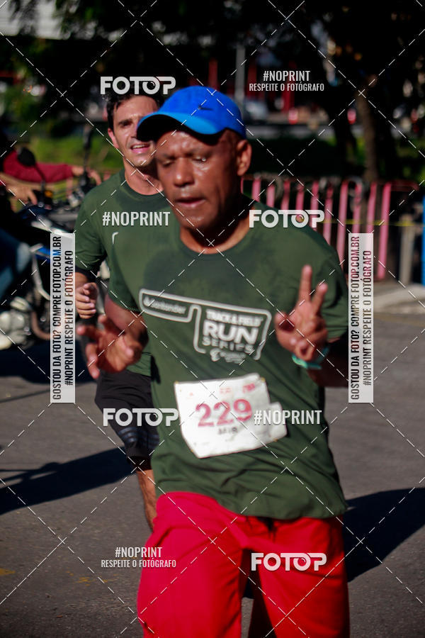 Buy your photos of the eventSANTANDER TRACK&FIELD RUN SERIES Boulevard Shopping BH on Fotop