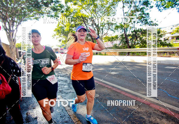 Buy your photos of the eventSANTANDER TRACK&FIELD RUN SERIES Boulevard Shopping BH on Fotop