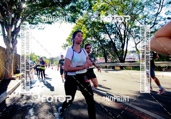 Buy your photos of the eventSANTANDER TRACK&FIELD RUN SERIES Boulevard Shopping BH on Fotop