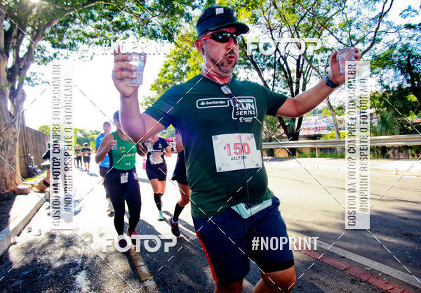 Buy your photos of the eventSANTANDER TRACK&FIELD RUN SERIES Boulevard Shopping BH on Fotop