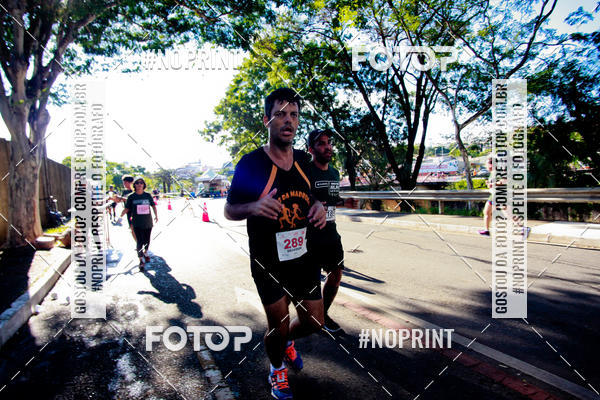 Buy your photos of the eventSANTANDER TRACK&FIELD RUN SERIES Boulevard Shopping BH on Fotop