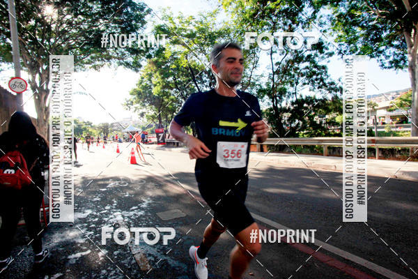 Buy your photos of the eventSANTANDER TRACK&FIELD RUN SERIES Boulevard Shopping BH on Fotop