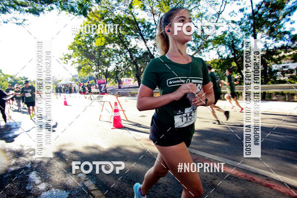 Buy your photos of the eventSANTANDER TRACK&FIELD RUN SERIES Boulevard Shopping BH on Fotop
