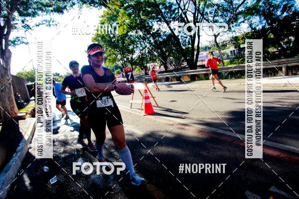 Buy your photos of the eventSANTANDER TRACK&FIELD RUN SERIES Boulevard Shopping BH on Fotop