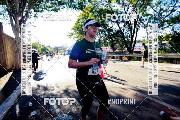 Buy your photos of the eventSANTANDER TRACK&FIELD RUN SERIES Boulevard Shopping BH on Fotop