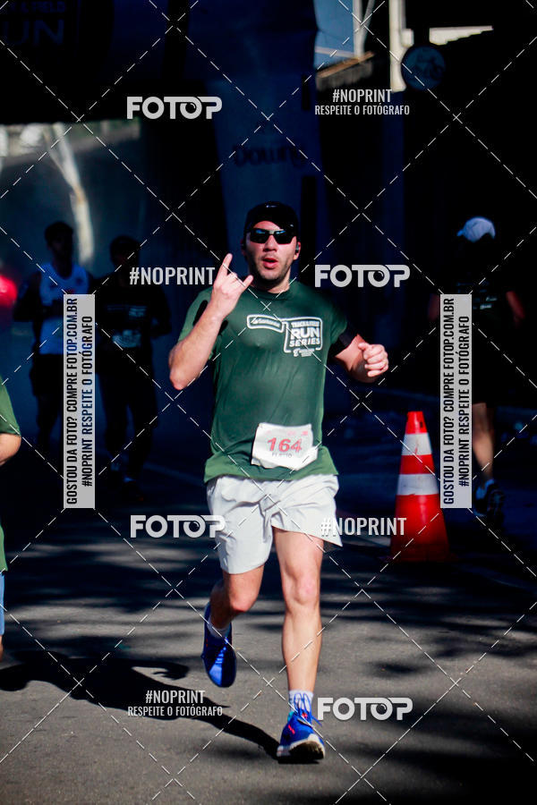 Buy your photos of the eventSANTANDER TRACK&FIELD RUN SERIES Boulevard Shopping BH on Fotop