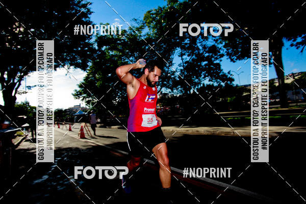 Buy your photos of the eventSANTANDER TRACK&FIELD RUN SERIES Boulevard Shopping BH on Fotop