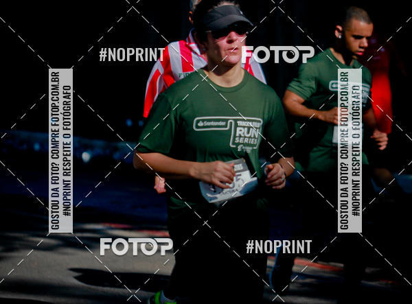 Buy your photos of the eventSANTANDER TRACK&FIELD RUN SERIES Boulevard Shopping BH on Fotop