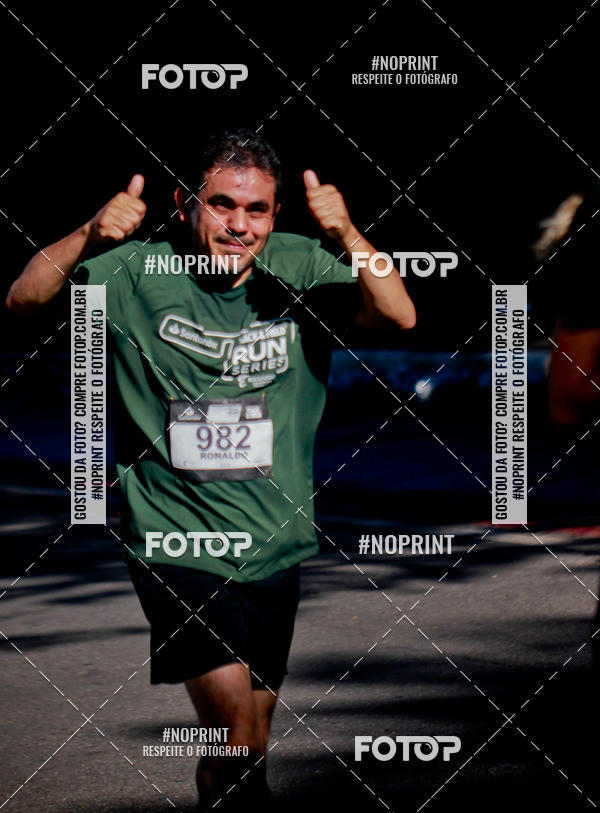 Buy your photos of the eventSANTANDER TRACK&FIELD RUN SERIES Boulevard Shopping BH on Fotop