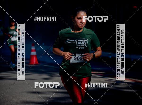 Buy your photos of the eventSANTANDER TRACK&FIELD RUN SERIES Boulevard Shopping BH on Fotop