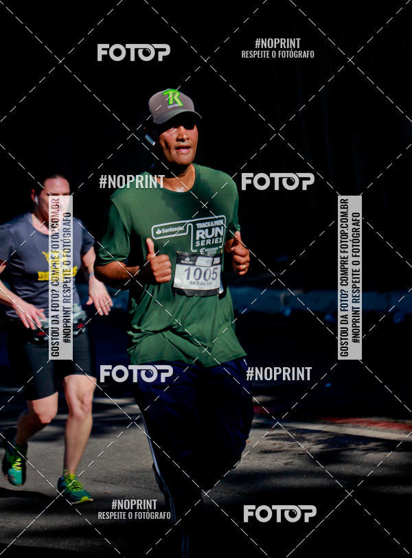 Buy your photos of the eventSANTANDER TRACK&FIELD RUN SERIES Boulevard Shopping BH on Fotop