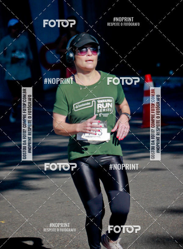 Buy your photos of the eventSANTANDER TRACK&FIELD RUN SERIES Boulevard Shopping BH on Fotop