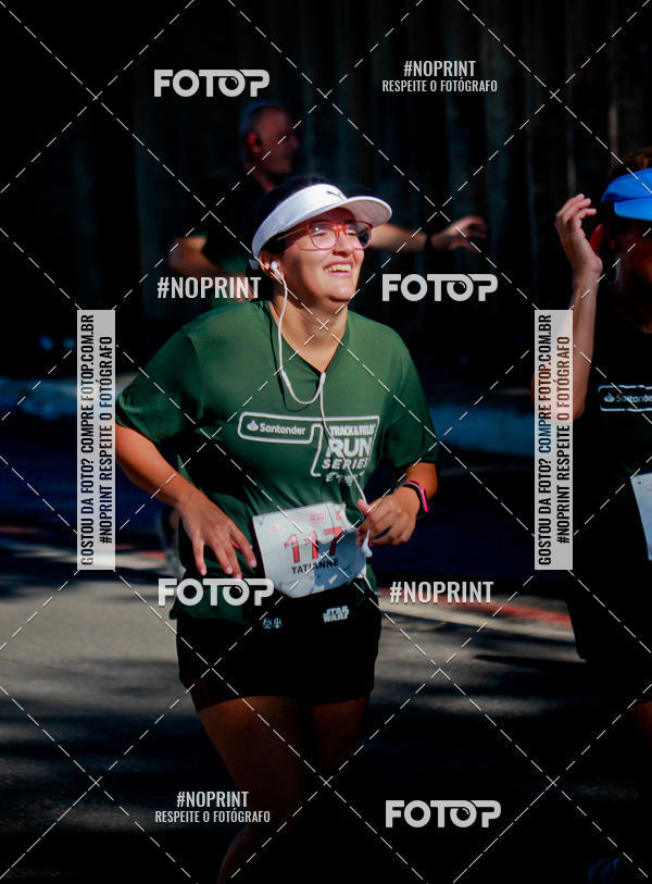 Buy your photos of the eventSANTANDER TRACK&FIELD RUN SERIES Boulevard Shopping BH on Fotop