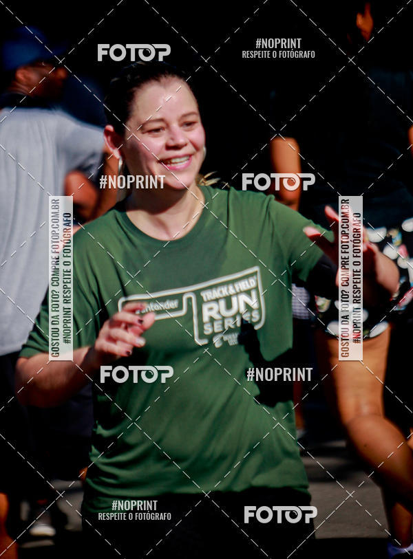 Buy your photos of the eventSANTANDER TRACK&FIELD RUN SERIES Boulevard Shopping BH on Fotop