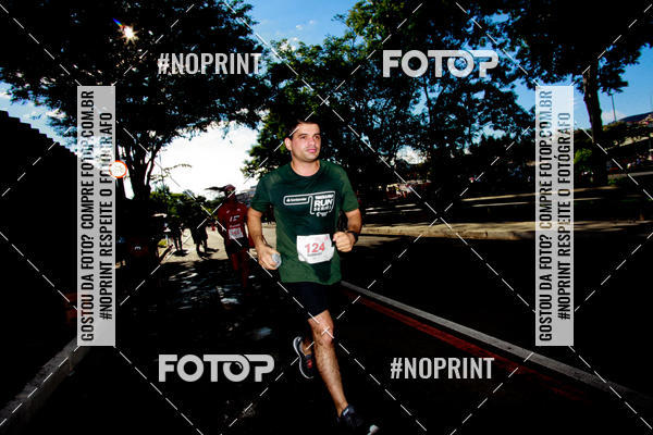 Buy your photos of the eventSANTANDER TRACK&FIELD RUN SERIES Boulevard Shopping BH on Fotop