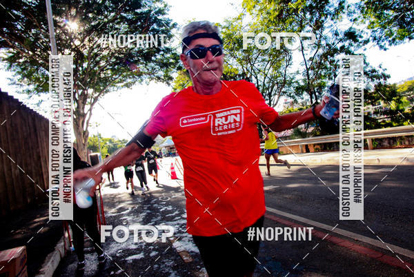 Buy your photos of the eventSANTANDER TRACK&FIELD RUN SERIES Boulevard Shopping BH on Fotop